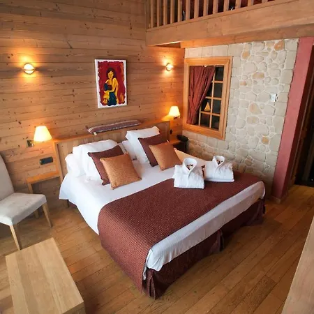 Hotell La Placa Garriguella
