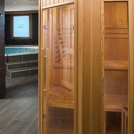 Hotel La Placa 3*